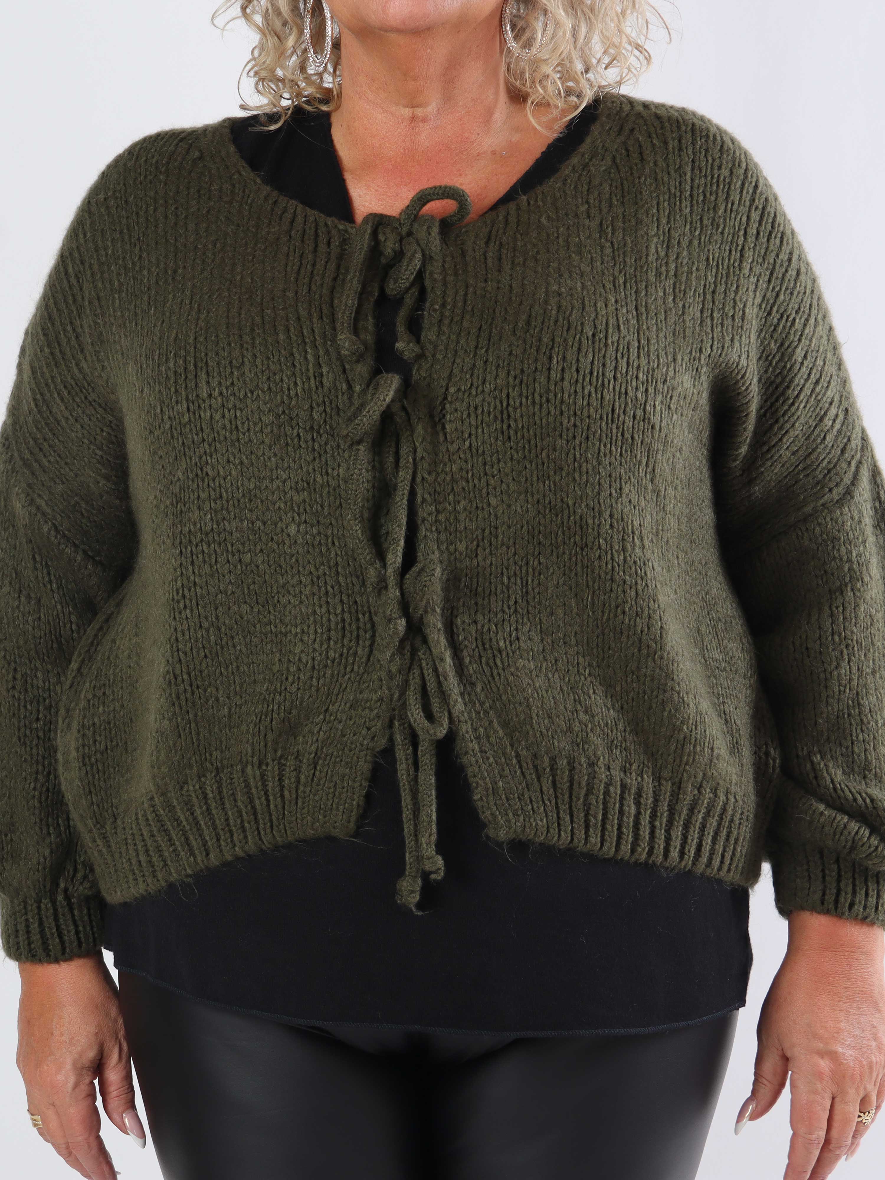 Kimberly - Sød plus size strikcardigan med sløjfer